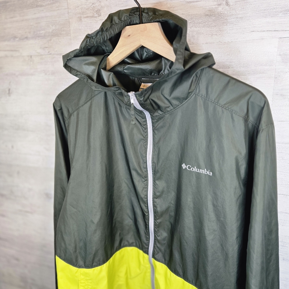 Columbia Men's Roan Mountain Windbreaker Jacket